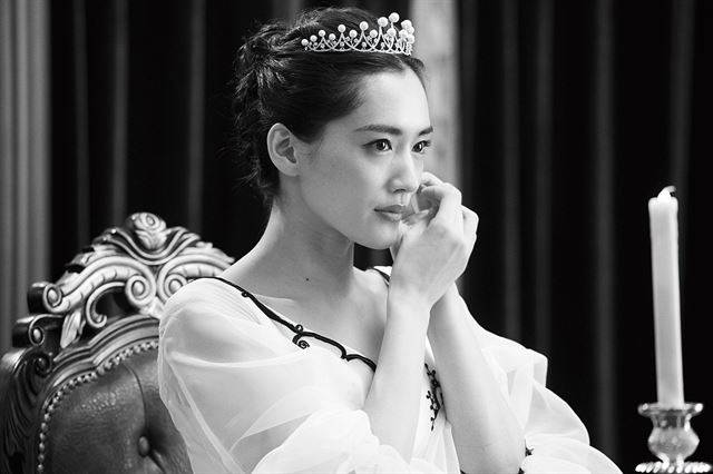 일본 대표 배우 아야세 하루카.