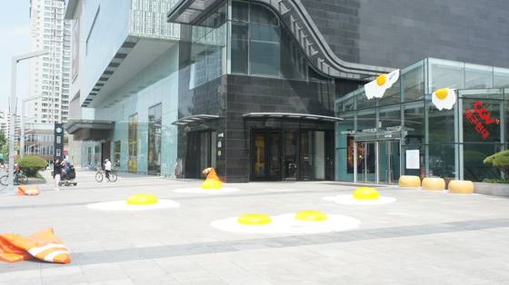 현대백화점 대구점에 기획한 대프리카 전시. [사진 현대백화점 대구점]