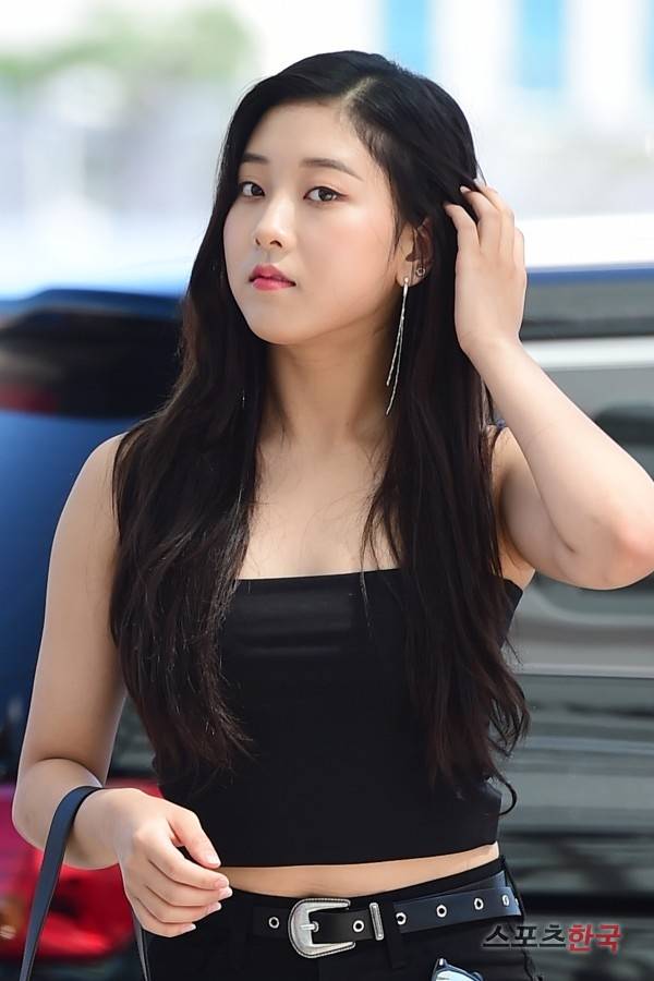 그룹 CLC 출국. 사진=김봉진 기자 view@hankooki.com