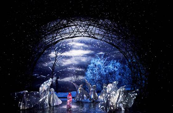 뮤지컬 '웃는 남자' 공연 장면./사진제공=EMK뮤지컬컴퍼니