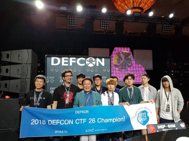한국 DEFKOR00T팀이 데프콘CTF26에서 우승했다.