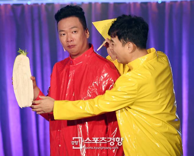 코미디위크 인 홍대 2018 ‘갈갈이 패밀리쇼’ 공연 중 박준형의 연기 장면. 사진 코미디위크 인 홍대 운영위원회