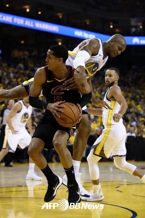 지난 봄 NBA 플레이오프 동안 잔뜩 체면을 구겼던 클락슨이 아시안게임에서는 활짝 웃을 수 있을까. ⓒAFPBBNews = News1