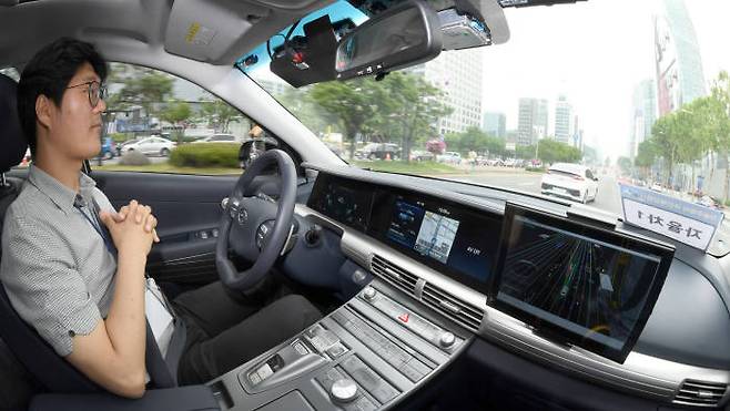 현대자동차 수소전기차(FCEV) 넥쏘(NEXO) 자율주행 ㅅ연 모습 (전자신문DB)