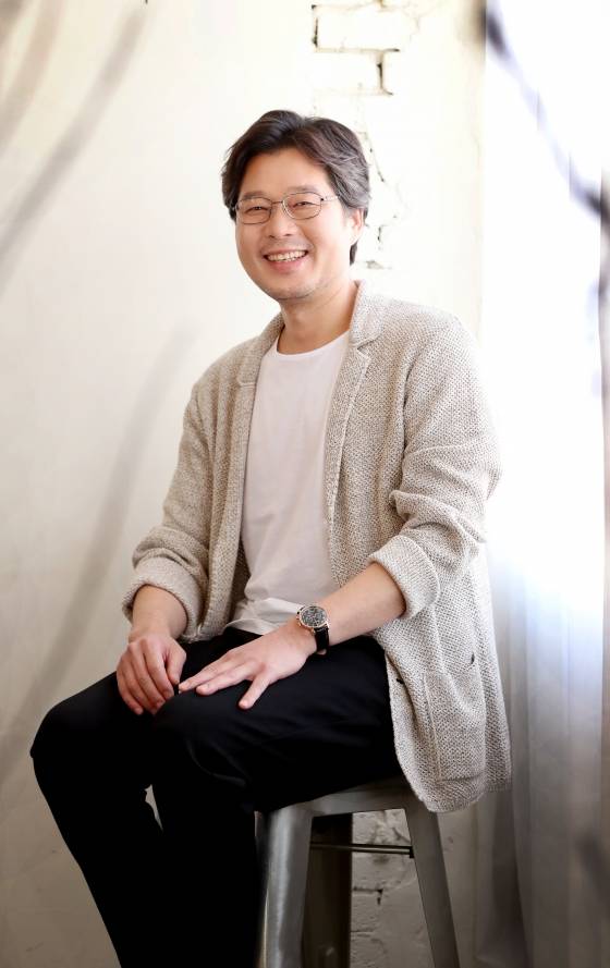 영화 '명당'의 배우 유재명 / 사진=김휘선 기자