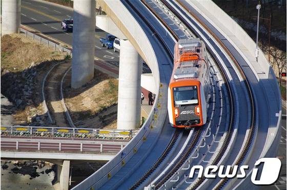 부산-김해 경전철© News1 DB