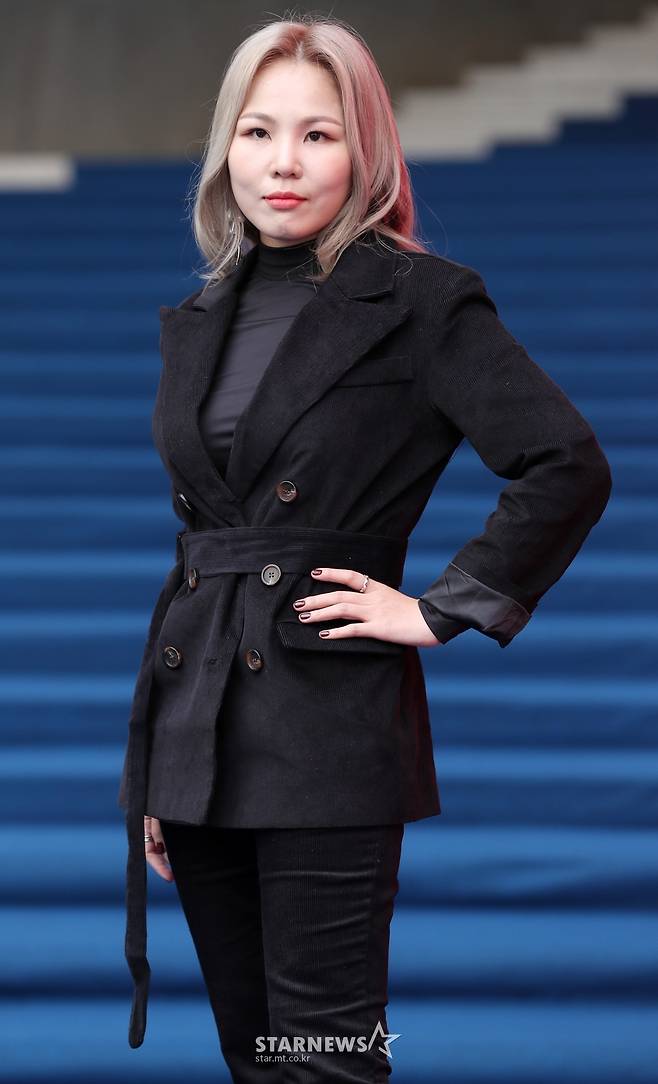 [★포토]알리, '살짝 어색한 허리손 포즈'