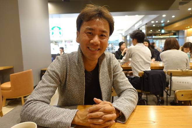 단노 도모후미가 지난 18일 미야기현 센다이시에서 장년층 인지증(초로기 치매) 경험을 이야기 하고 있다.