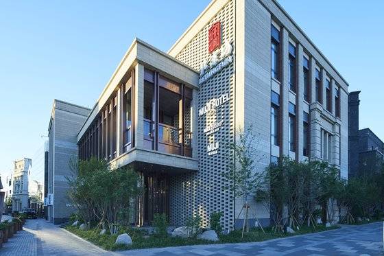 베이징 무지호텔의 외관. 단순한 삶을 추구하는 중국 밀레니얼을 중심으로 호평을 받고 있다. [사진 UDS]