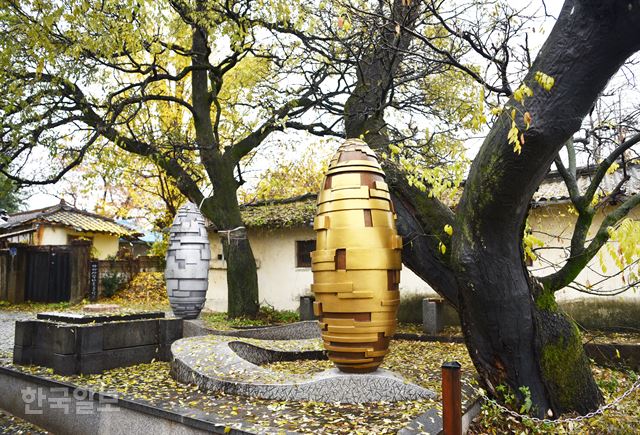 마을 한가운데에도 고령가야를 상징하는 조형물이 세워져 있다.