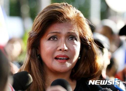 마르코스의 딸인 이메 마르코스 일로코스 노르테 주지사. [AP=뉴시스]