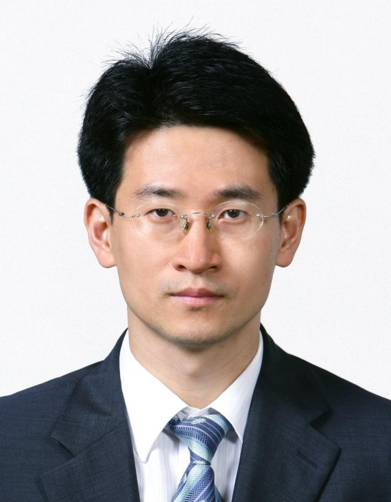 하나금융경영연구소 자산분석팀 김완중 팀장