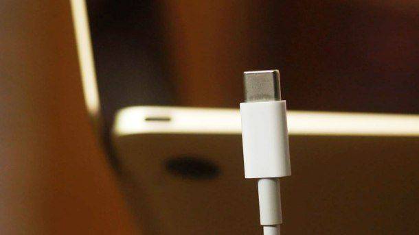 USB-C 케이블과 주변기기의 안전을 검증하는 인증 프로그램이 도입된다. (사진=씨넷)