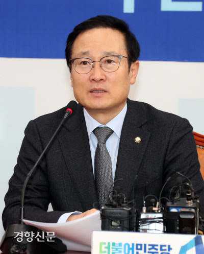 더불어민주당 홍영표 원내대표/권호욱 선임기자