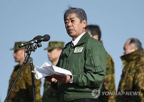 이와야 다케시(岩屋毅) 일 방위상이 13일 지바현 후나바시 소재 육상자위대 나라시노 훈련장에서 연설하는 모습 [AFP=연합뉴스 자료사진]