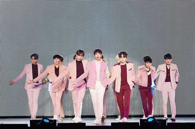 ▲ 그룹 세븐틴이 부드러움과 온기를 입었다. 제공|플레디스 엔터테인먼트