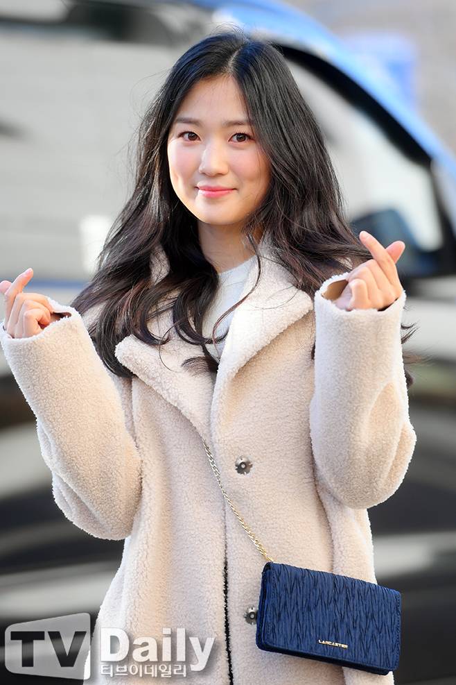 김혜윤