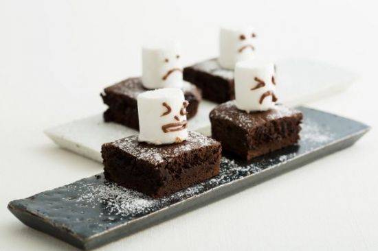 마시멜로를 올린 브라우니