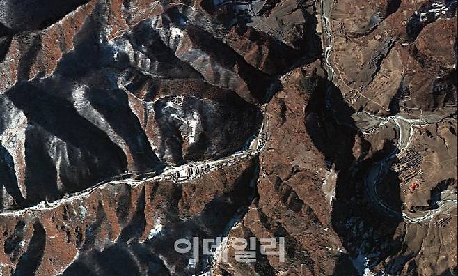 미 CSIS가 공개한 북한의 중장거리 미사일 기지인 함경남도 허천군 상남리 기지 위성사진 [출처=BEYOND PARALLEL 홈페이지]