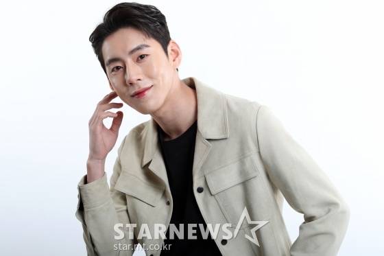 뮤지컬배우 겸 현대무용가 한선천 /사진=임성균 기자