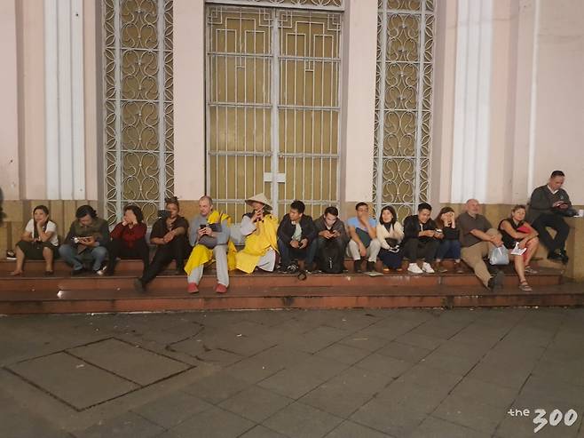 27일 제2차 북미정상회담이 열린 하노이 소피텔 레전드 메트로폴 호텔 인근의 모습/사진=김평화 기자