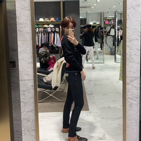 /사진=윤진이 인스타그램