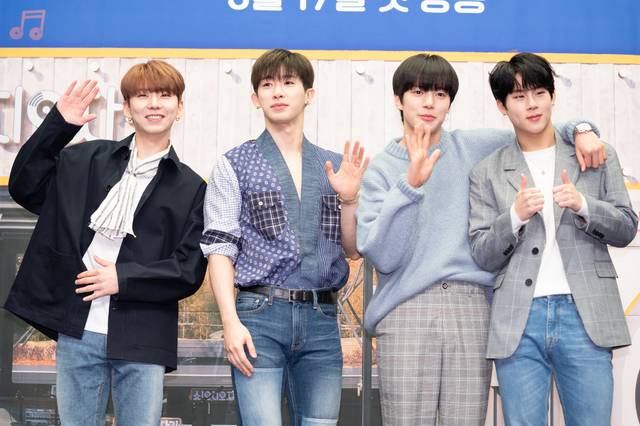 왼쪽부터 그룹 '몬스타엑스' 기현, 원호, 민혁, 주헌