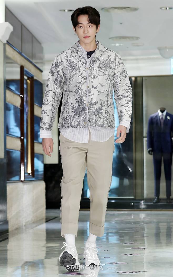 [★포토]남주혁, '모델시절 떠오르게 하는 워킹'