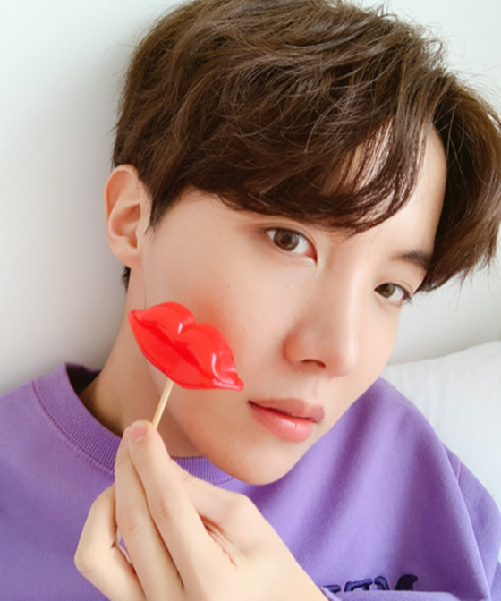 제이홉./사진=방탄소년단 트위터