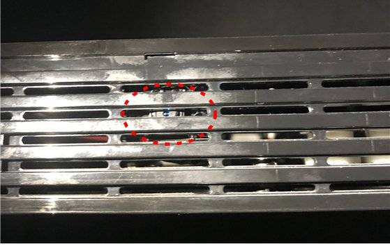 피의자 박모씨가 숙박업소 객실 TV 셋톱박스에 설치한 몰래카메라. [경찰청 제공]