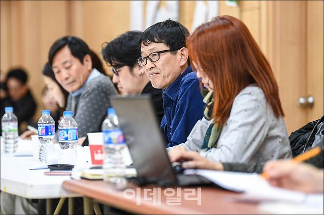 서울시뮤지컬단 뮤지컬 ‘베니스의 상인’ 연출, 각색을 맡은 연출가 박근형(사진=세종문화회관).