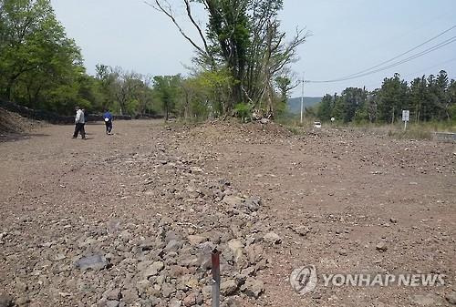 기획부동산의 지분 쪼개기 투기로 훼손된 산림 [연합뉴스 자료사진]