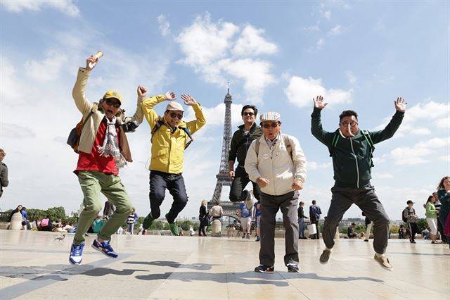 실버 콘텐츠의 매력을 증명한 ‘꽃보다 할배’. tvN 제공