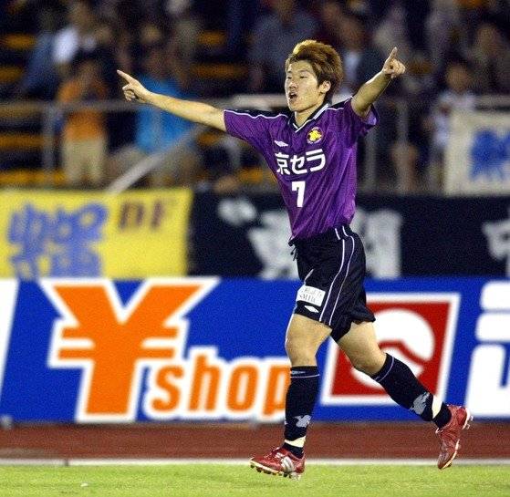 일본 J리그 교토 퍼플상가(교토 상가의 전신)에서 활약하던 시절의 박지성 [중앙포토]