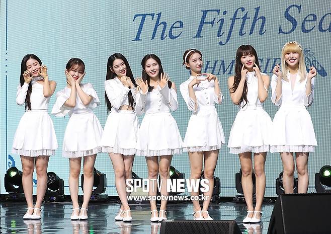 ▲ 8일 새 앨범 '다섯 번째 계절' 쇼케이스에 참석한 그룹 오마이걸. 곽혜미 기자 khm@spotvnews.co.kr