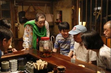 소외되어 있어도 괜찮아요, 여기서 우린 혼자가 아니니까. [사진 넷플릭스]