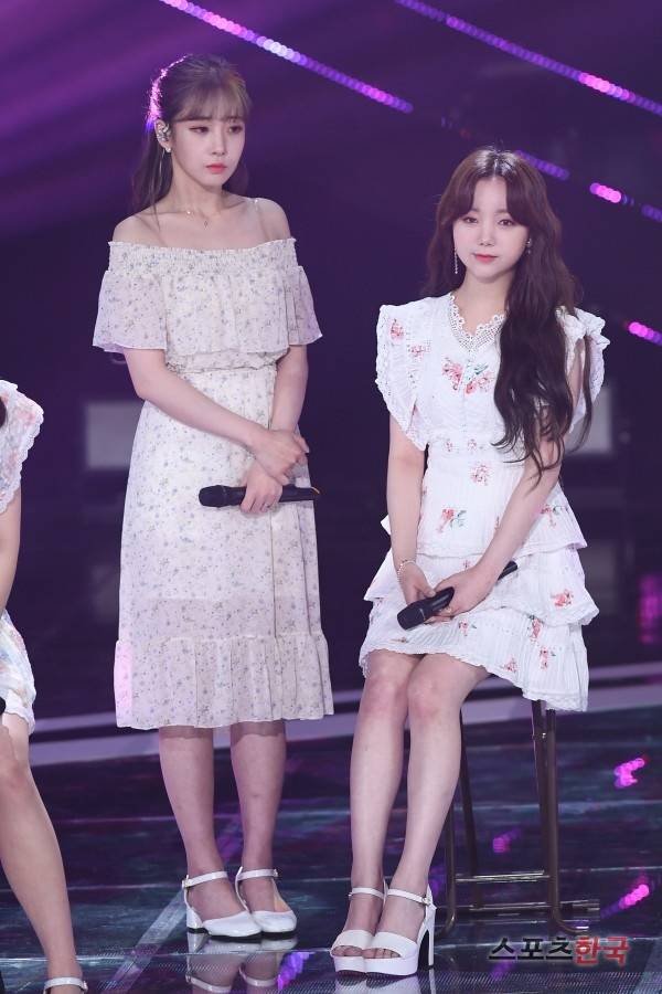 '더쇼' 생방송 공연에 참석한 러블리즈 유지애, 케이. 사진=윤수정 기자 pic@hankooki.com
