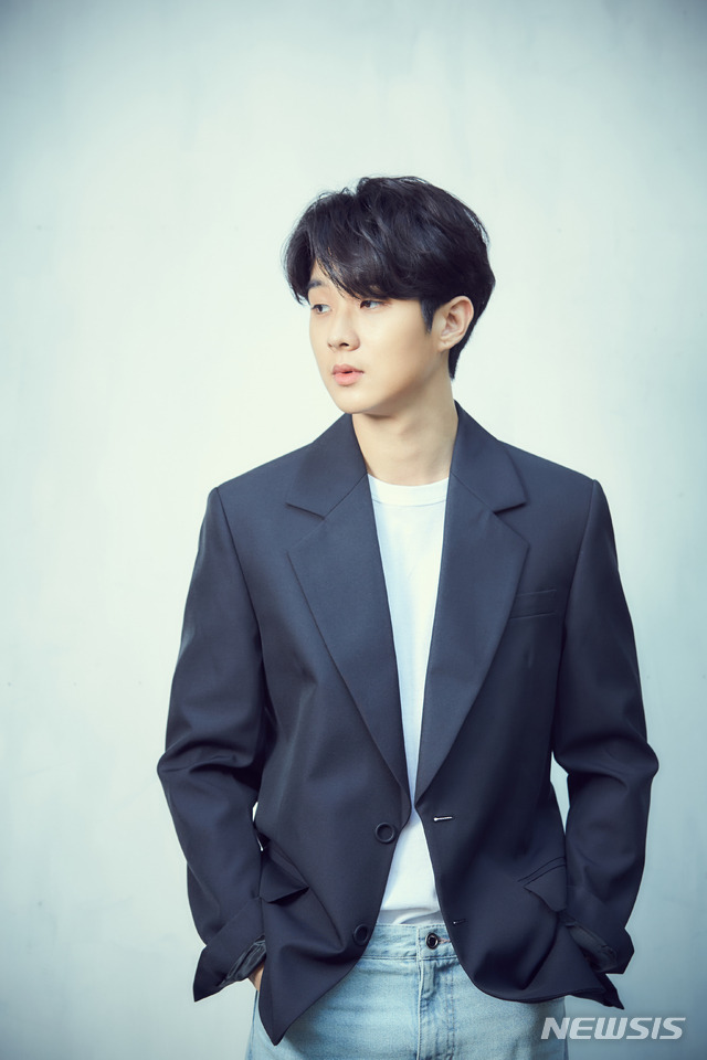 최우식