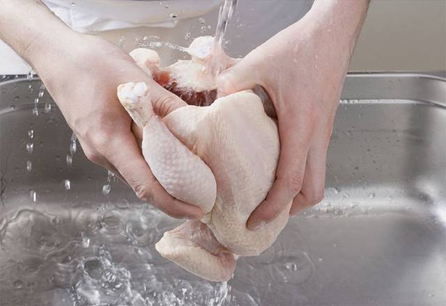 물에 씻으면 오히려 유해한 식품도 있다./사진=클립아트코리아