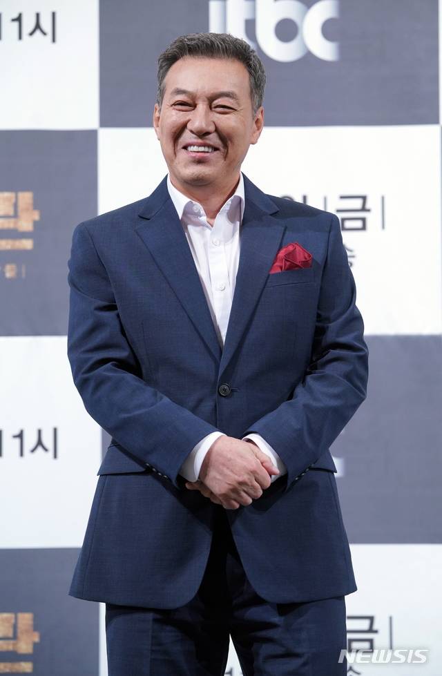 김갑수