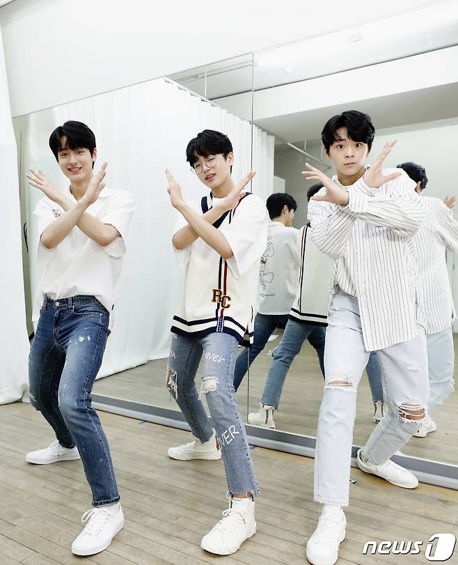 '프듀X101' 이우진 이진우 이태승(왼쪽부터)  © News1 권현진 기자