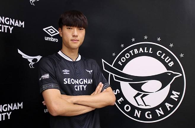 ▲ 측면 수비수 박원재와 멀티 플레이어 이은범(사진) 영입으로 여름 이적 시장을 종료한 성남. ⓒ성남FC