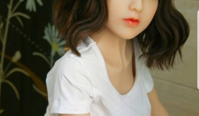 리얼돌의 모습. | 판매 사이트 갈무리