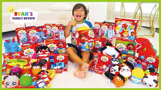 2018년 세계 최고 수입 유튜브 스타는 미국에 사는 7살 소년 라이언이었다. 장난감 리뷰를 주 콘텐츠로 한 해 240억원을 벌어들였다.