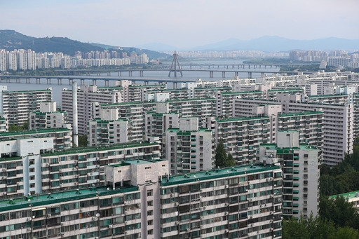 지난 11일 오전 서울 송파구 잠실5단지 주공아파트 모습. 연합뉴스