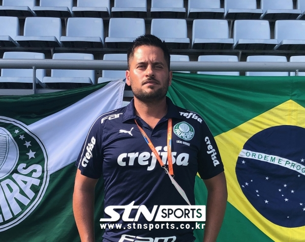 파우메이라스 U-15 팀 페레이라 감독