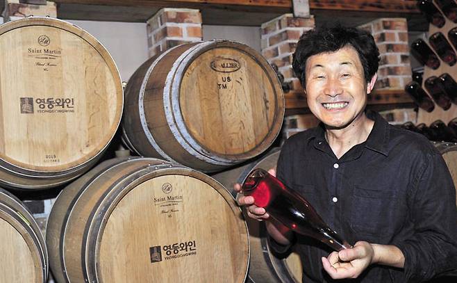 ‘찾아가는 양조장’에 올해 선정된 ‘샤토 미소’ 안남락 대표. /대동여주도