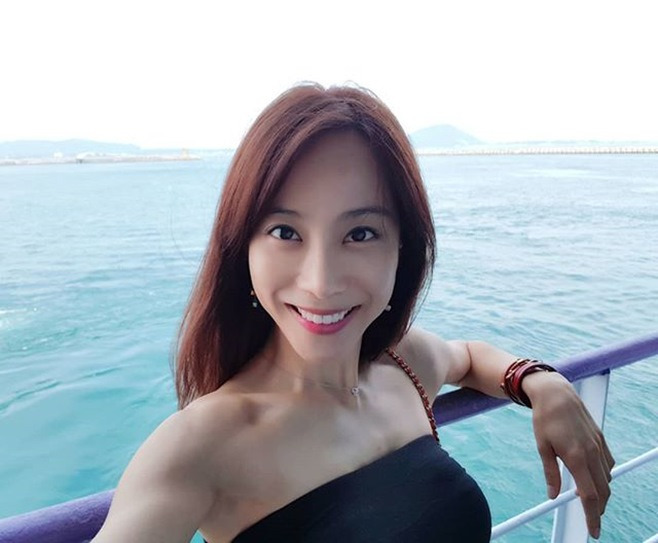 조민아