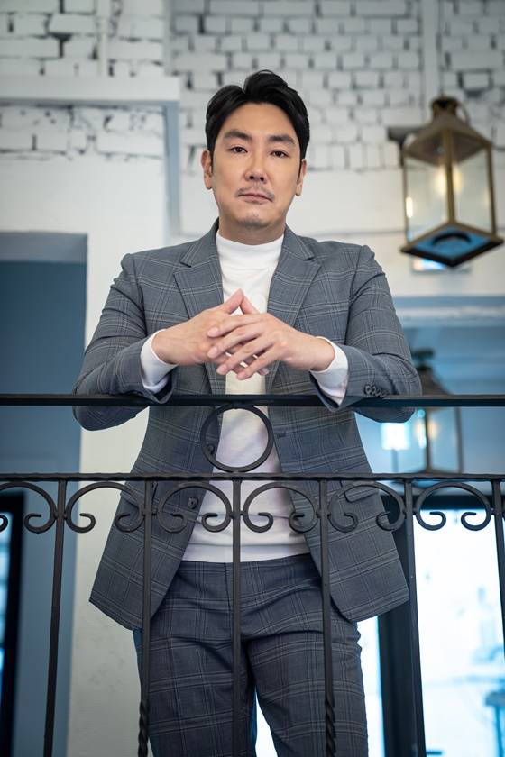 조진웅 