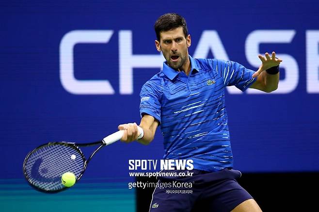 ▲ 2019년 US오픈 남자 단식 2회전에서 노박 조코비치가 포핸드 리턴을 하고 있다. ⓒ Gettyimages